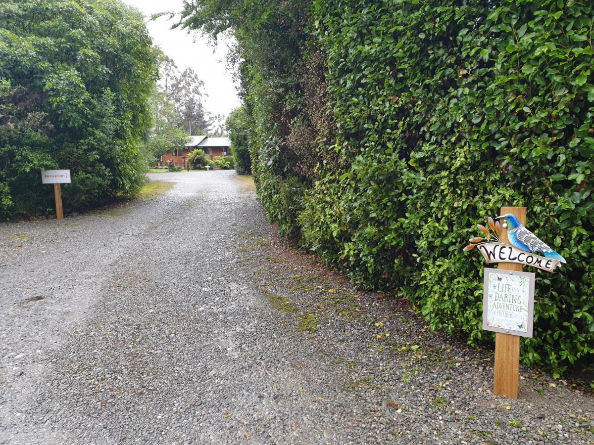 Lake Brunner Country Motel & Holiday Park Moana Exterior photo